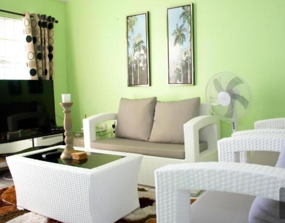 Silver View Apartments St. George's Dış mekan fotoğraf