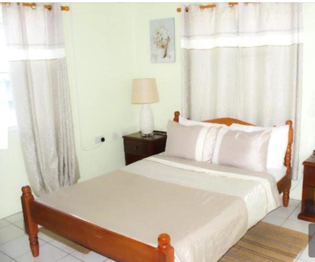 Silver View Apartments St. George's Dış mekan fotoğraf