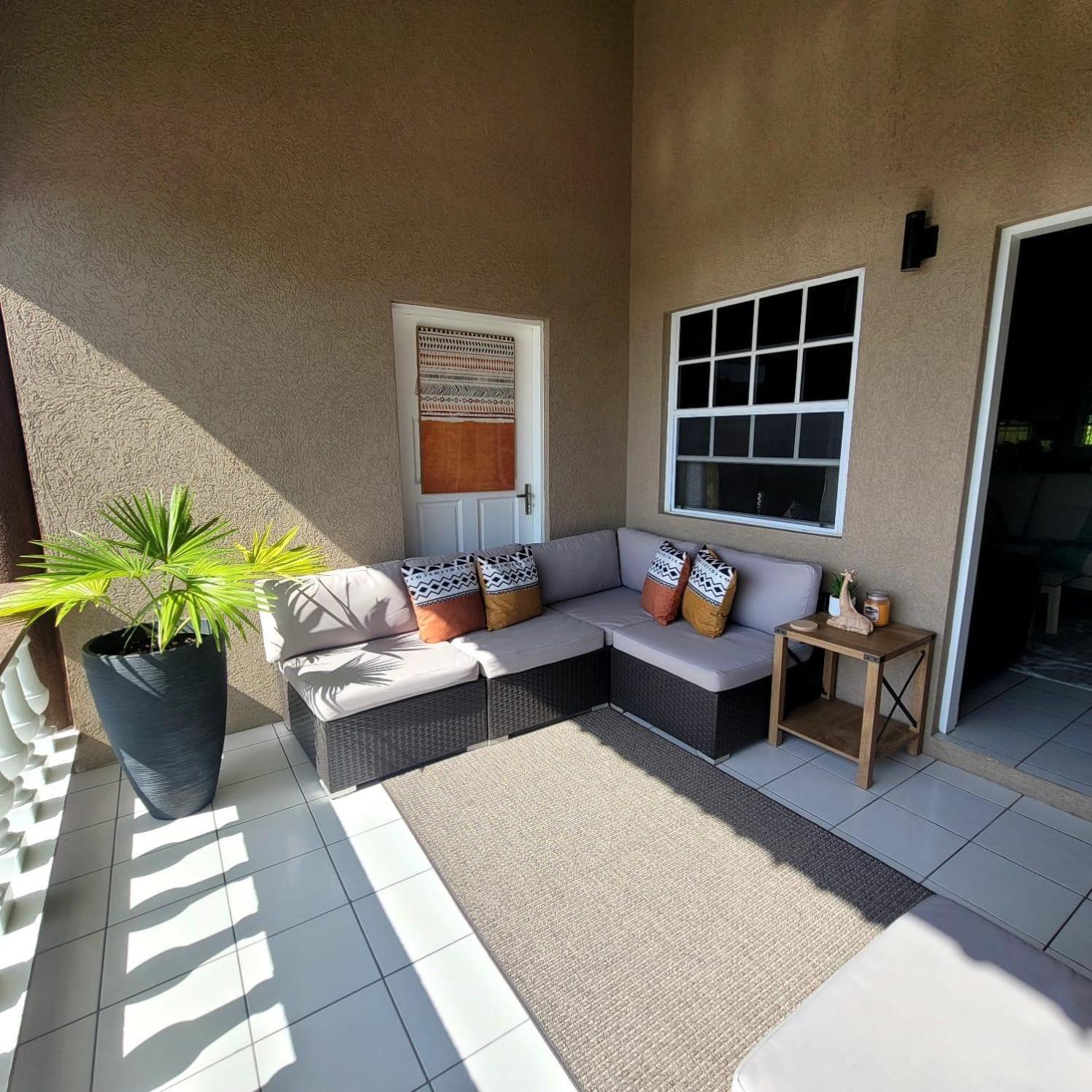 Silver View Apartments St. George's Dış mekan fotoğraf