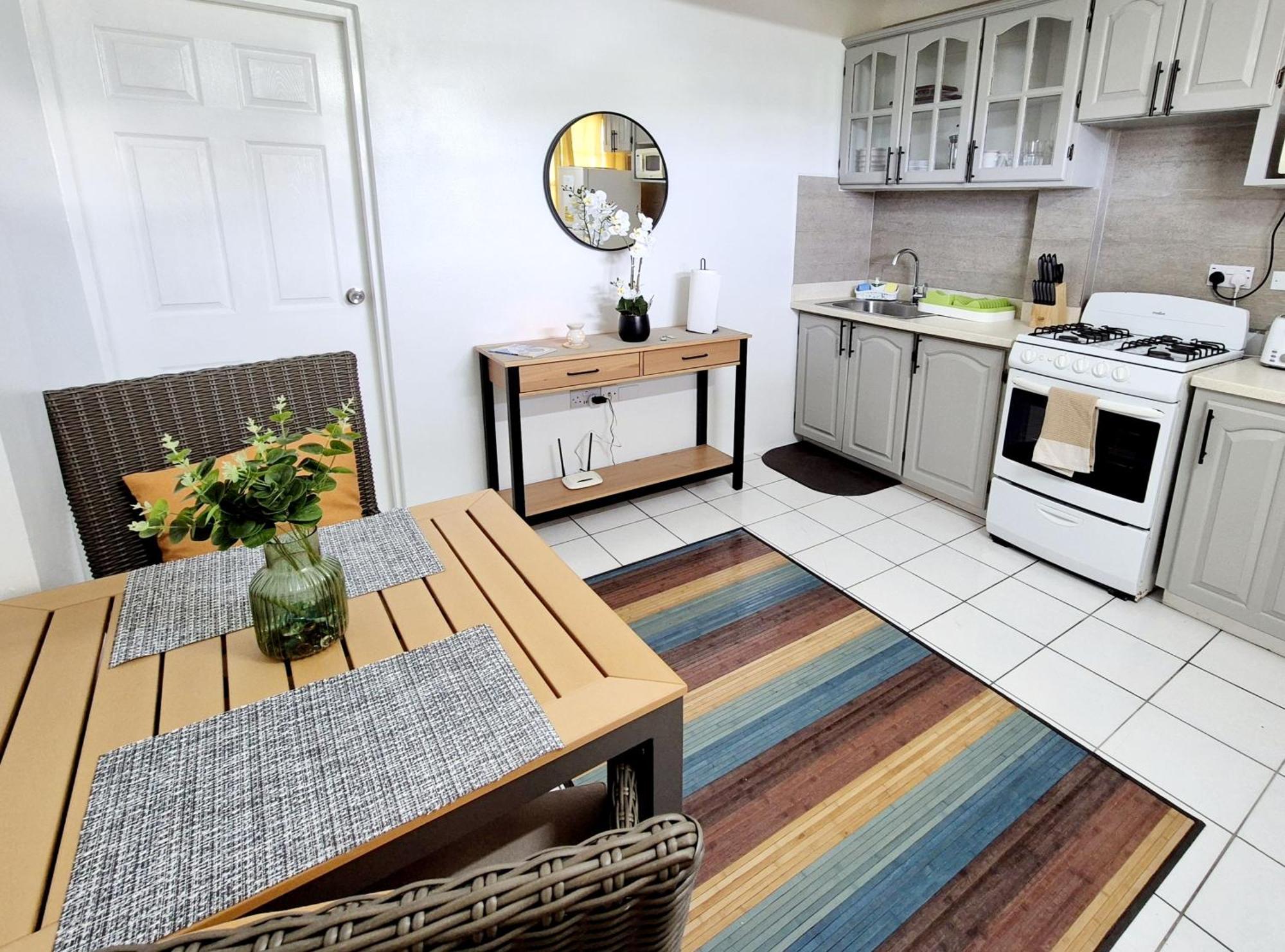 Silver View Apartments St. George's Dış mekan fotoğraf
